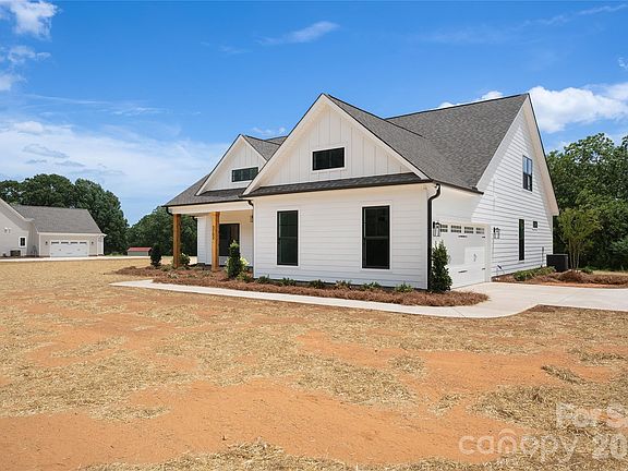 4th image of 5702 Love Mill Rd