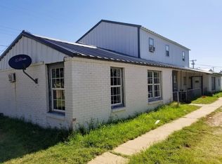 1409 Austin St, Levelland, TX 79336