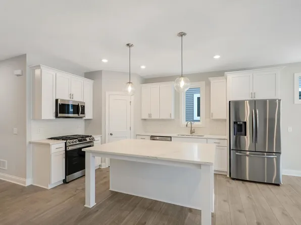 1305 Rose St, New Richmond, WI 54017