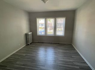 3035 N Long Ave, Chicago, IL 60641