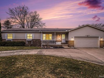 1235 Bush Creek Dr, Grand Blanc, MI, 48439