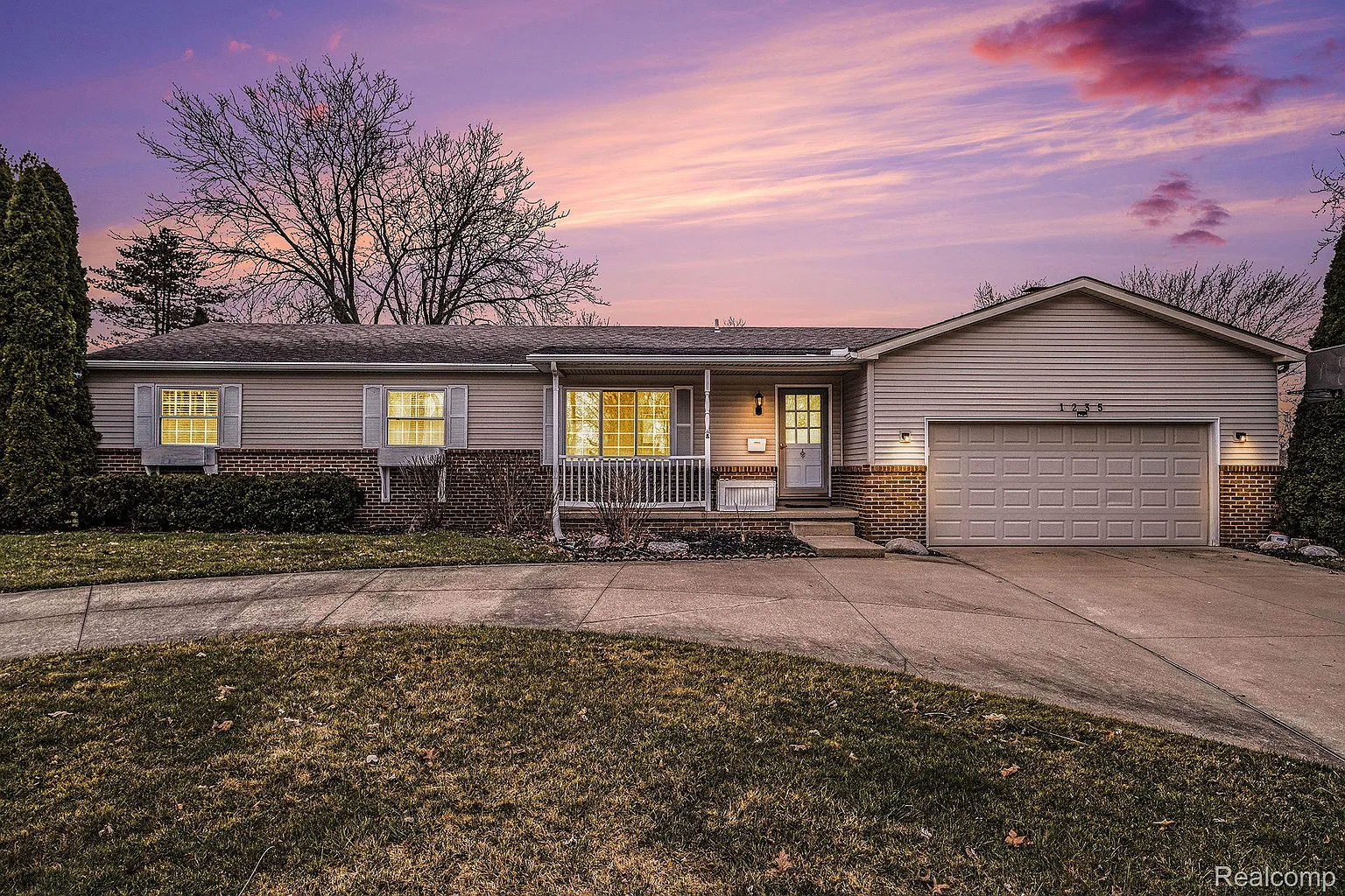 1235 Bush Creek Dr photo 1