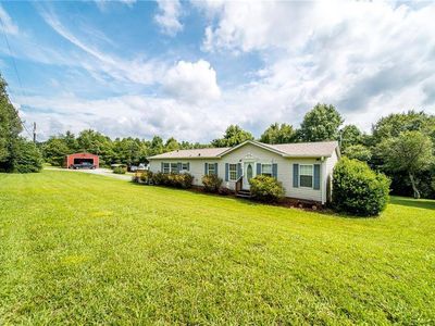 9150 Deer Hill Rd, Belews Creek, NC, 27009