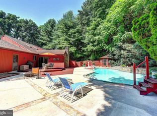 4516 Meadowcliff Rd, Glen Arm, MD 21057