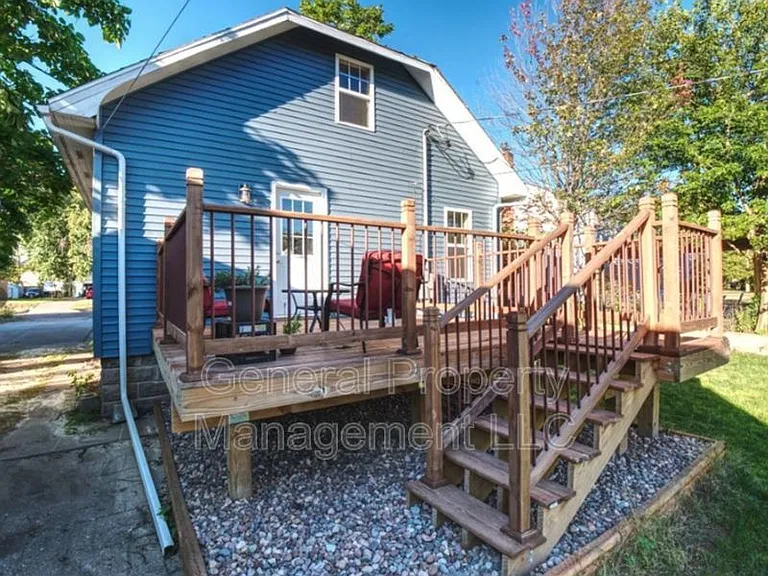 1715 Altoona Ave — Photo 18