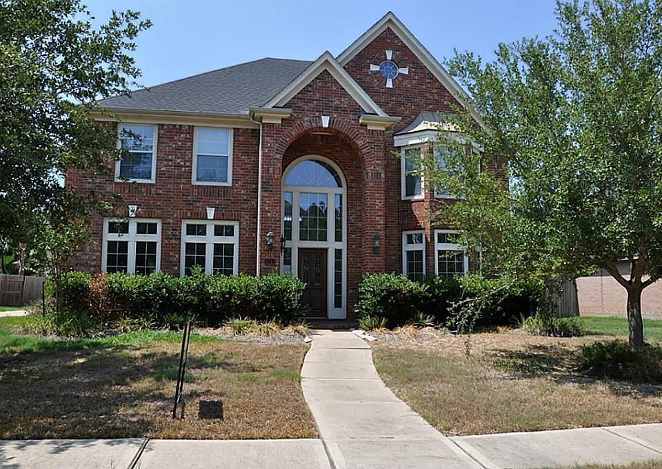 1st image of 1715 Sabine Ln
