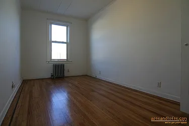 Rented by aptsandlofts.com