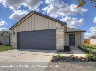 1243 Avery Ranch Dr, New Braunfels, TX 78130