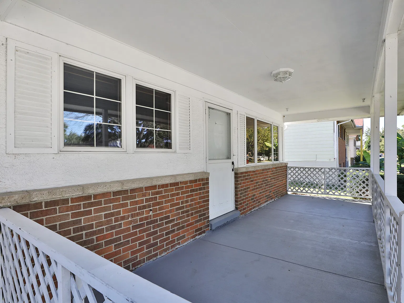 3 bed, 1410 sqft, $1,950 — Photo 3