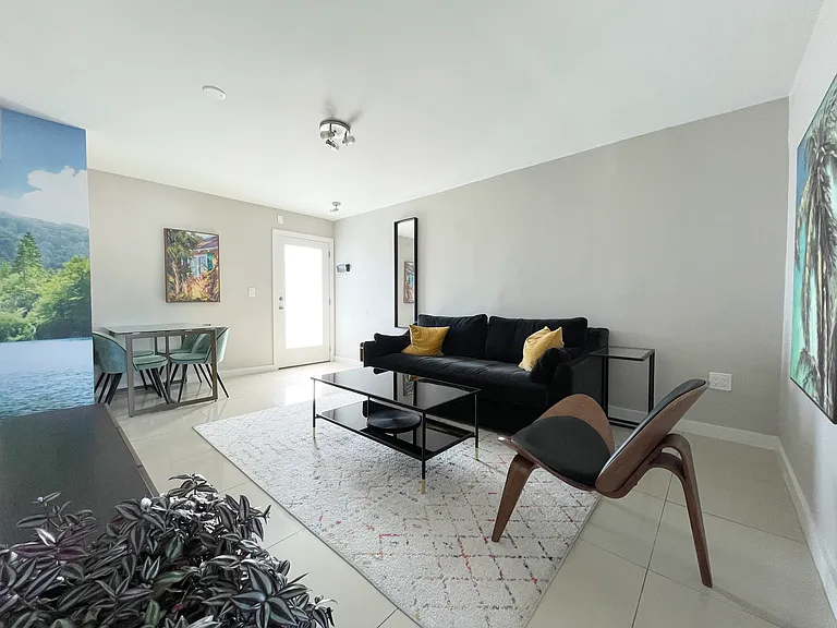 910 Jefferson Ave #4E — Photo 5