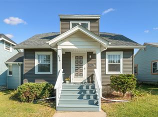826 21st Ave SW, Cedar Rapids, IA 52404