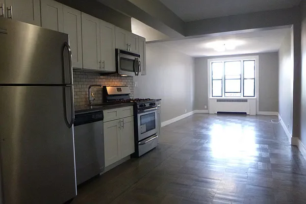 Rented by Bohemia Realty Group | media 31