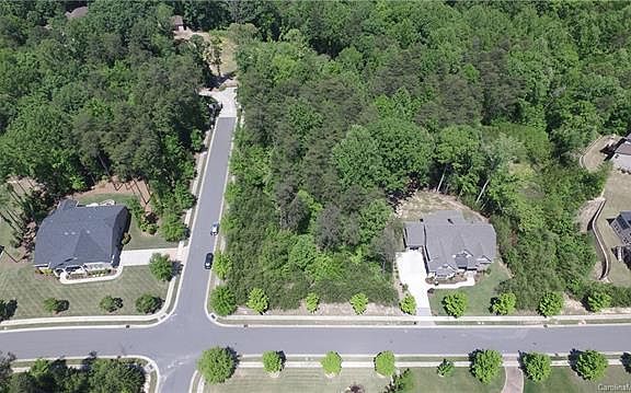 2nd image of 16546 Bastille Dr #28