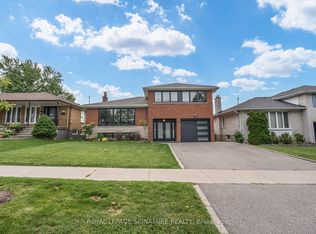 68 Stapleton Dr, Toronto, ON M9R 2Z9