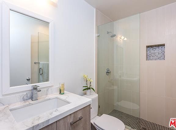Newly remodeled modern Bathroom