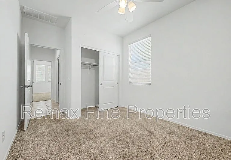 15543 W Desert Hollow Dr — Photo 17