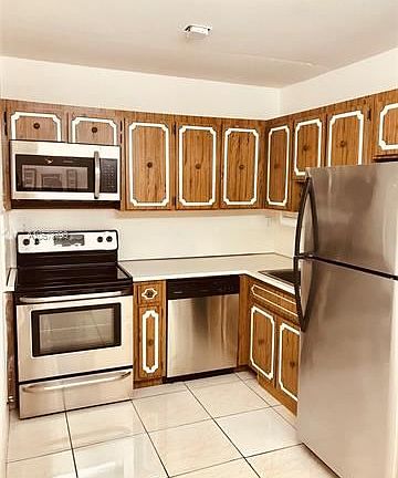 2nd image of 17051 NE 35th Ave APT 303