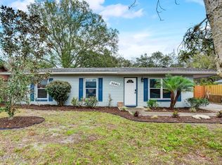 3041 Woodland Dr, Edgewater, FL 32141