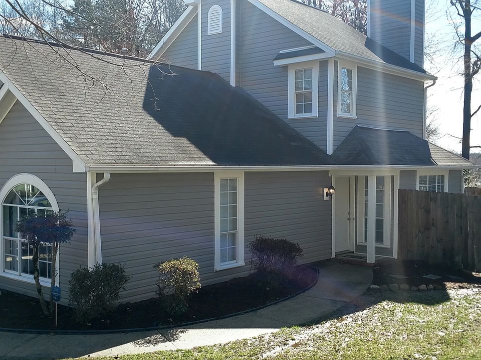 1st image of 4 Pipers Glen Ct