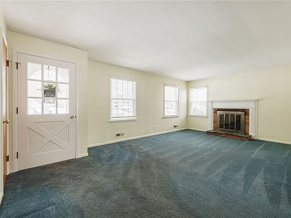 4th image of 95 Ripplewood Dr