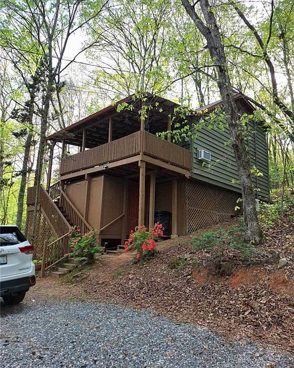 1st image of 49 Persimmon Dr