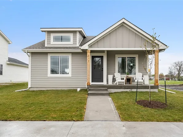 317 Freedom Way, Knoxville, IA 50138