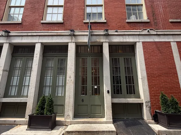 6-10 S Strawberry St #2, Philadelphia, PA 19106