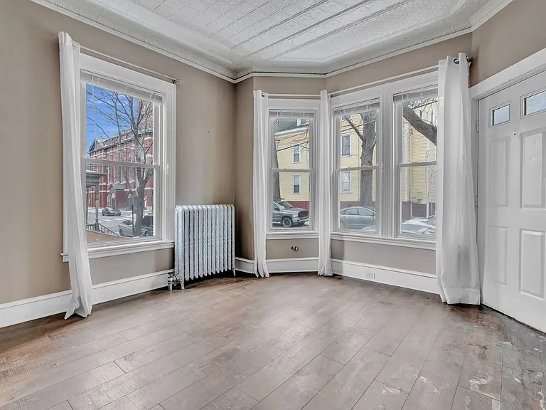 105 Sherman Street — Photo 7