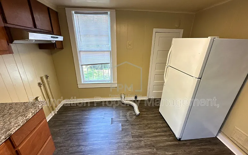 1 bed, 1.0 bath, 799 sqft, $695 — Photo 4