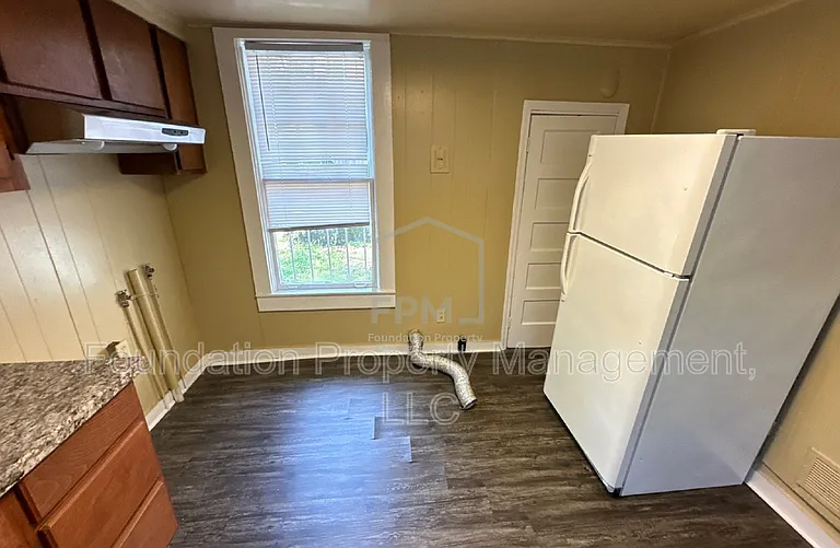 792 N Willett St — Photo 4