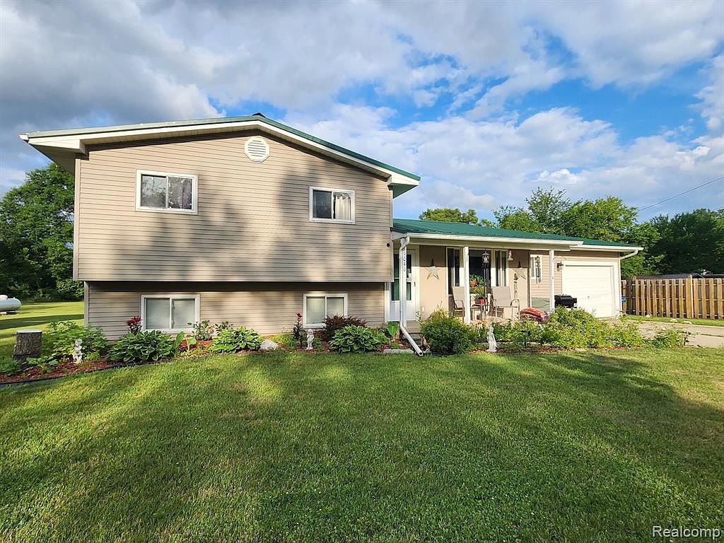 9040 River Grove Rd, Flushing, MI 48433 | Zillow