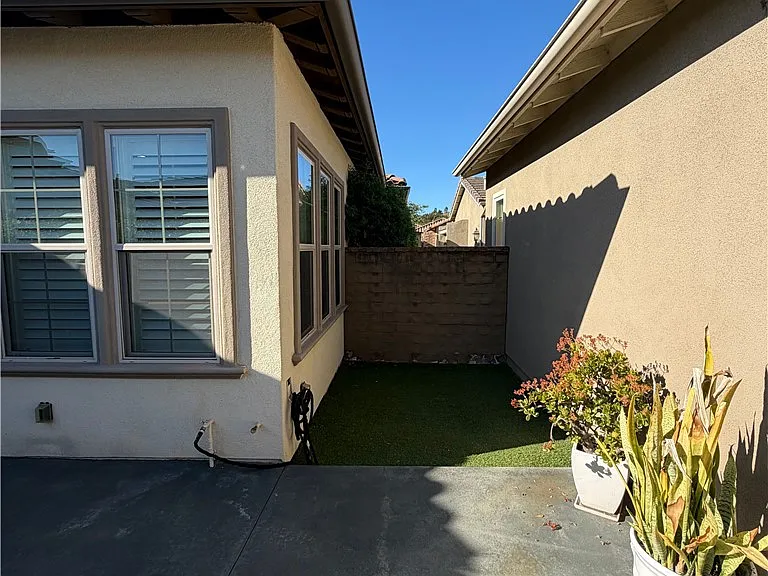 15 Galan St — Photo 22