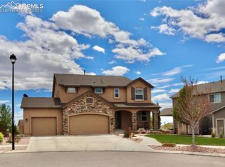 9285 Sunstone Dr, Colorado Springs, CO 80924
