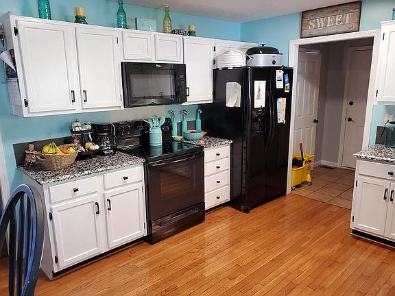 3rd image of 5265 Buckner Lake Cir