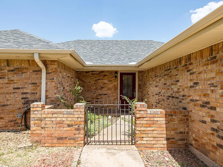 4808 Mount Everest Dr — Photo 4