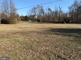 Mountain View Dr, Chantilly, VA 20152