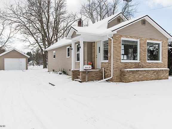 2nd image of 19 Spaulding Ave W