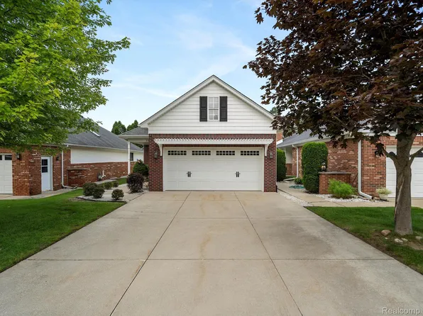 330 Mae Ct, Romeo, MI 48065