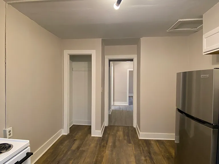 147 E Bridge St #2 — Photo 10