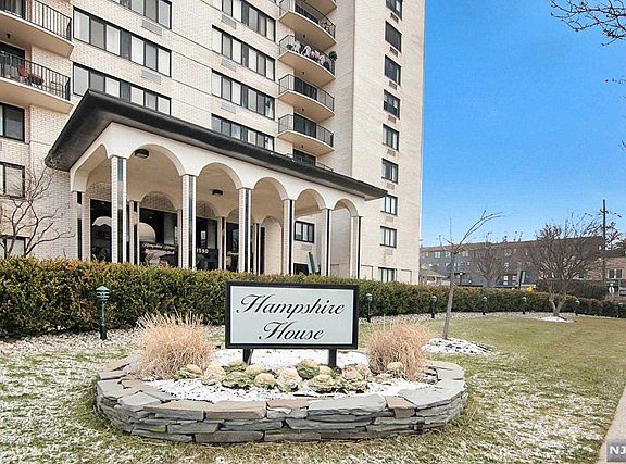 2nd image of 1590 Anderson Ave APT 2B