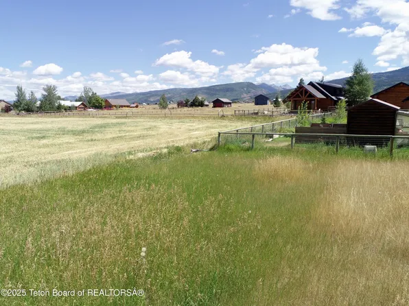 5064 Country Club Dr, Victor, ID 83455
