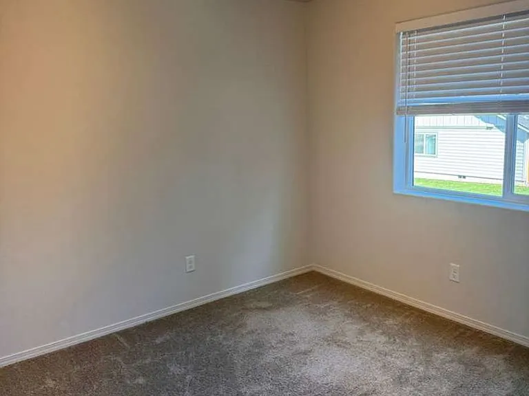 1642 Zoe Ave — Photo 19
