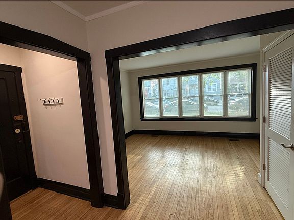 2nd image of 2653 N Marshfield Ave #1N