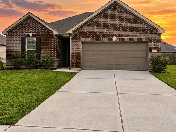 1223 Painted Bunting Dr, La Marque, TX 77568