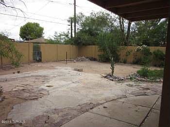 2nd image of 739 W Tipton Dr