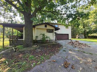 1014 Barcelona Dr, Weidman, MI 48893