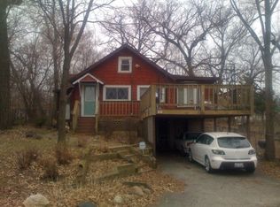 52 Rushmore Rd, Fox Lake, IL 60020