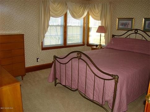 5th image of 5254 Cypress Ave