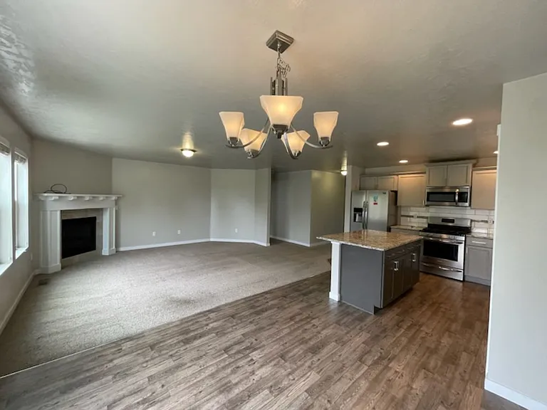 12056 W Dunham Dr — Photo 3
