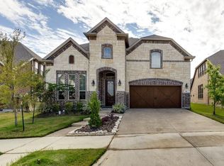 410 Dominion Dr, Euless, TX 76039